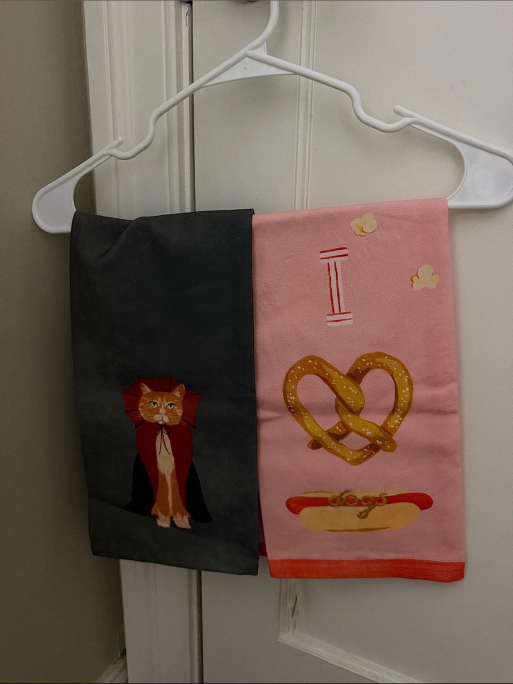 Anthropologie Cat and Snack Kitchen Towels